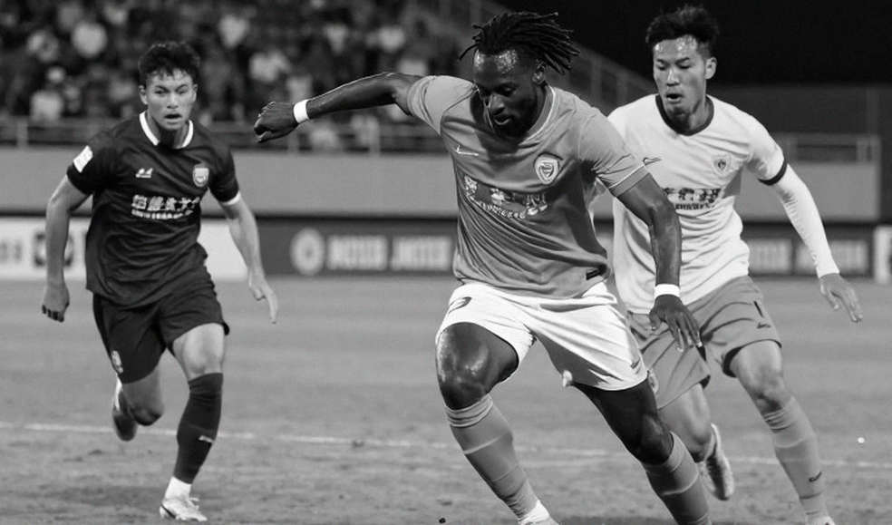 Quincy Promes: Từ hào quang Ajax đến vòng lao lý ma túy - Bi kịch của một thiên tài đánh mất chính mình