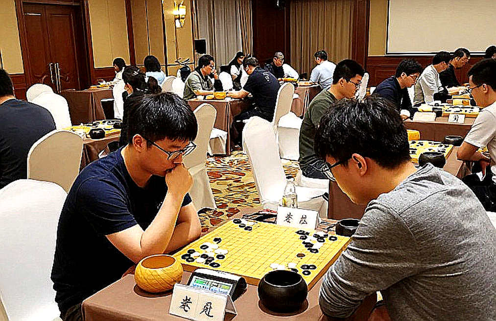 Ba nước cờ đánh rơi vương miện: Nihal Sarin và khoảng lặng ở Samarkand Ba nước cờ đánh rơi vương miện: Nihal Sarin và khoảng lặng ở Samarkand
