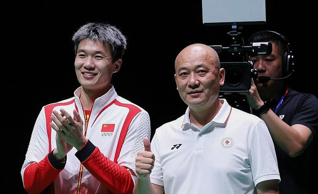 The Empty Analysis File and the Art of Waiting for Data in Badminton