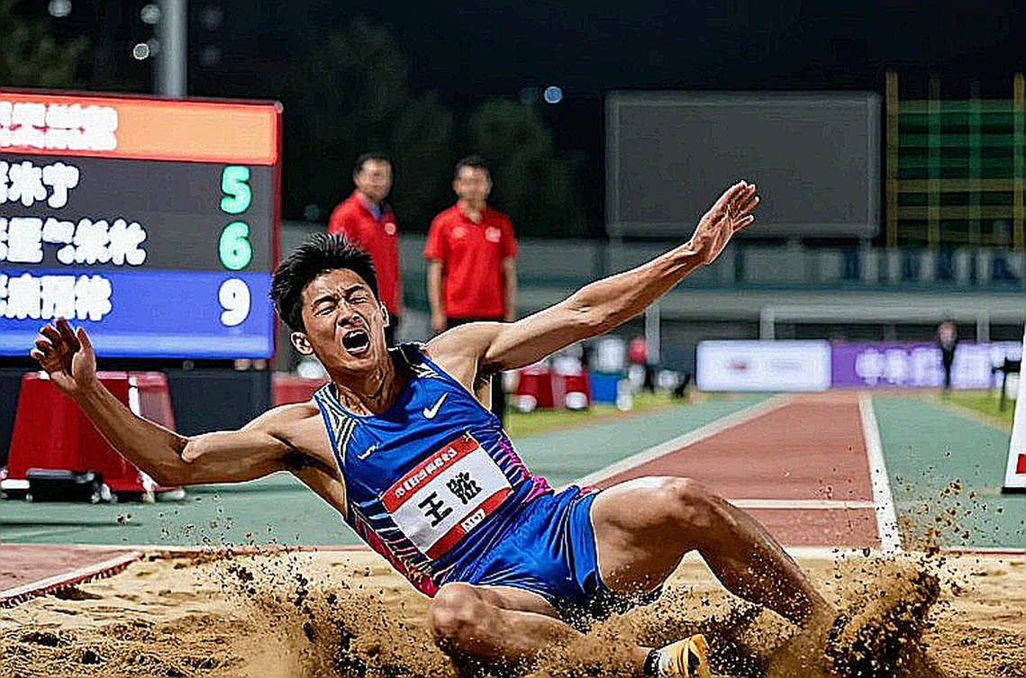 Amy Hunt giành hạng ba 200m tại chung kết Diamond League Brussels: Thông số 22,16 giây tiếp tục khẳng định phong độ đỉnh cao