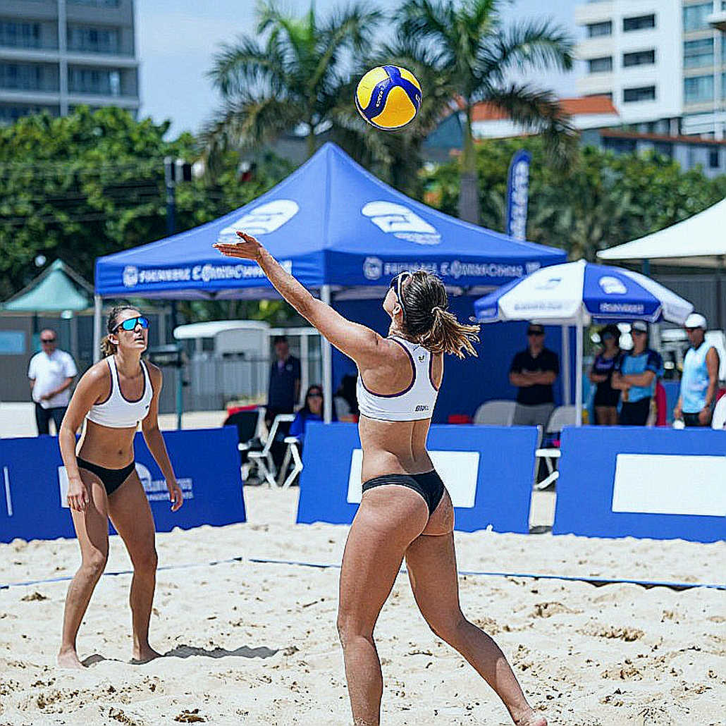 Ba mươi năm MOP bóng chuyền nữ NCAA: Đường ống bãi biển mà danh sách không nói ra