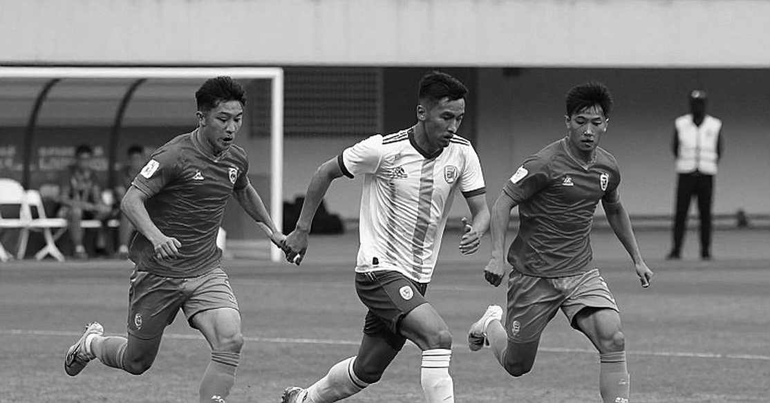 Bản phân tích trống ở V.League: khi bóng đá Việt Nam học cách đọc sự im lặng