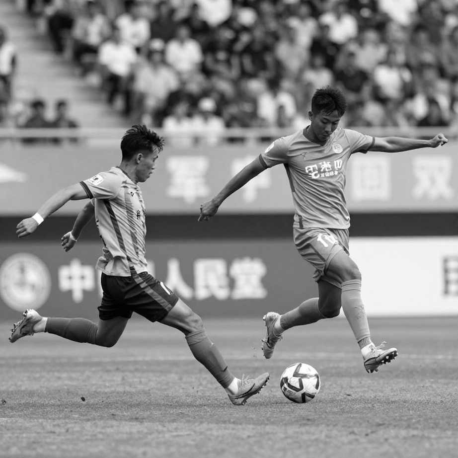 Công An Hà Nội gặp Gamba Osaka: Hình học sân cỏ và ẩn số mang tên không gian thứ ba
