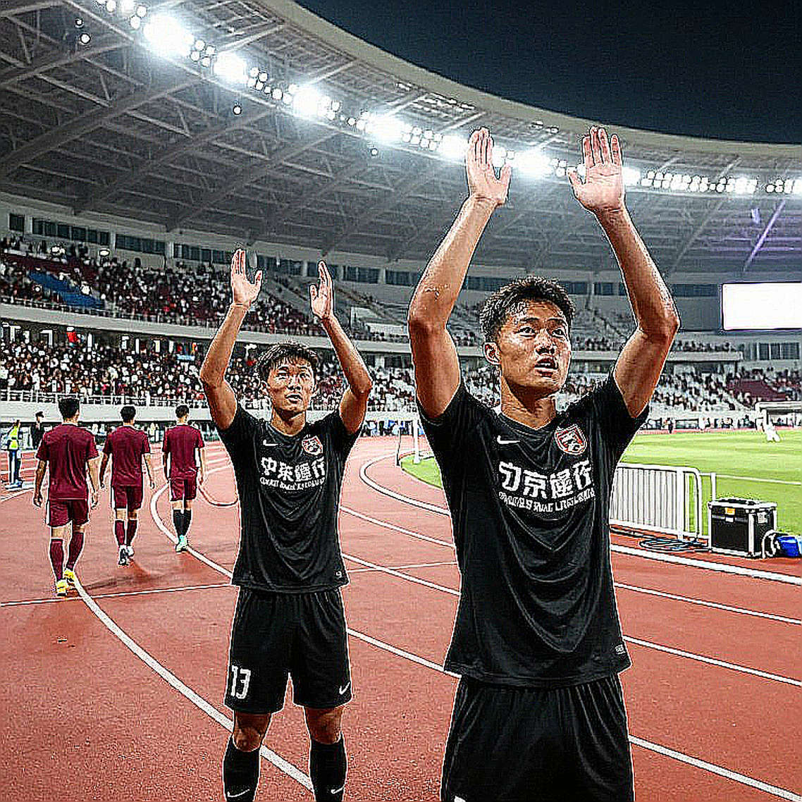 Dong Nai FC – Hanoi Police: Hàng thủ mất xương sống và bài toán một ngôi sao Dong Nai FC – Hanoi Police: Hàng thủ mất xương sống và bài toán một ngôi sao