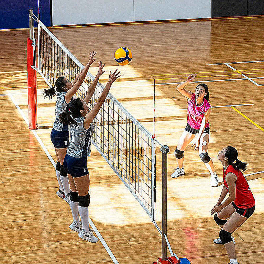 Mỹ vô địch bóng chuyền nam NORCECA lần thứ 11: bảng điểm 108-108 và cú tiebreak 15-13