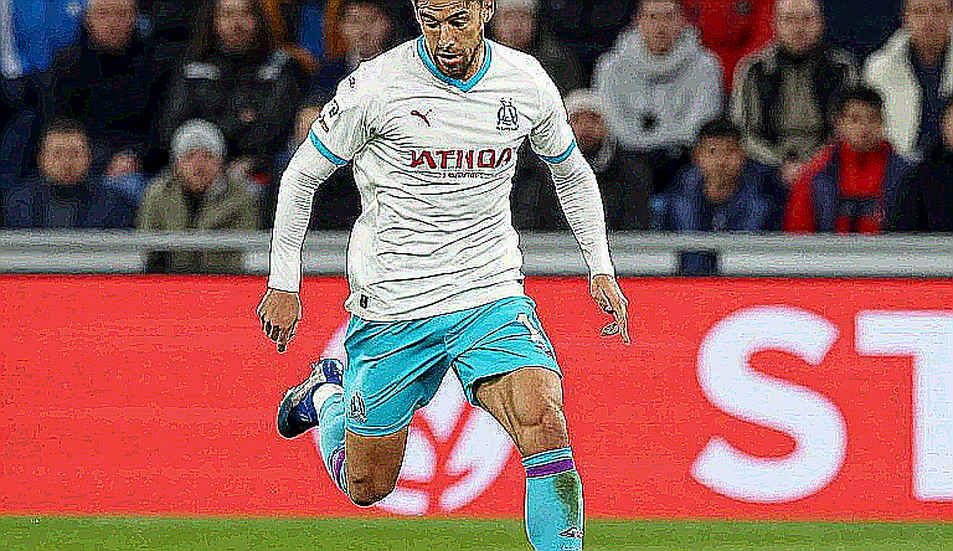 Doan Van Hau's Domestic Sanction: A Four-Match Ban and a National-Team Door Still Ajar Doan Van Hau's Domestic Sanction: A Four-Match Ban and a National-Team Door Still Ajar