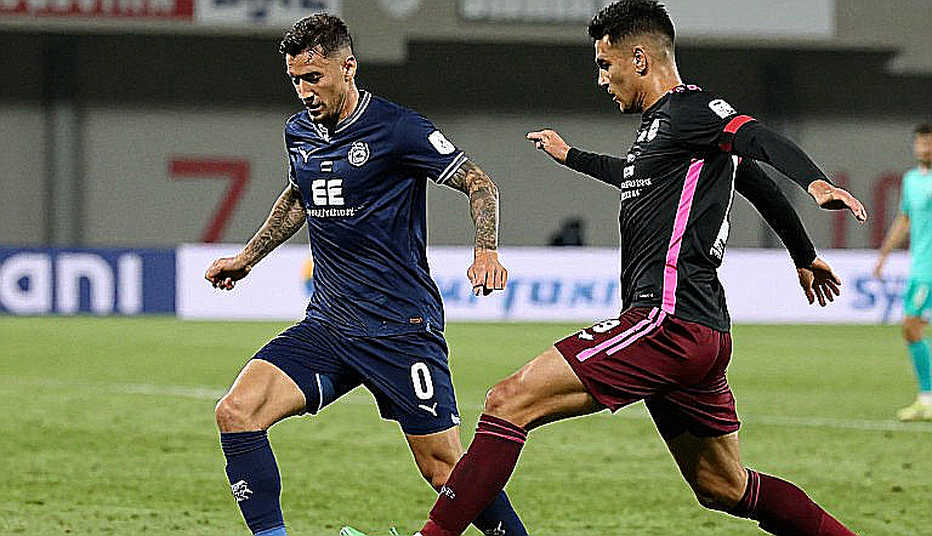 Đoàn Văn Hậu bị treo 4 trận V.League: Suất lên tuyển không mất, nhưng độ sắc thì đang mất