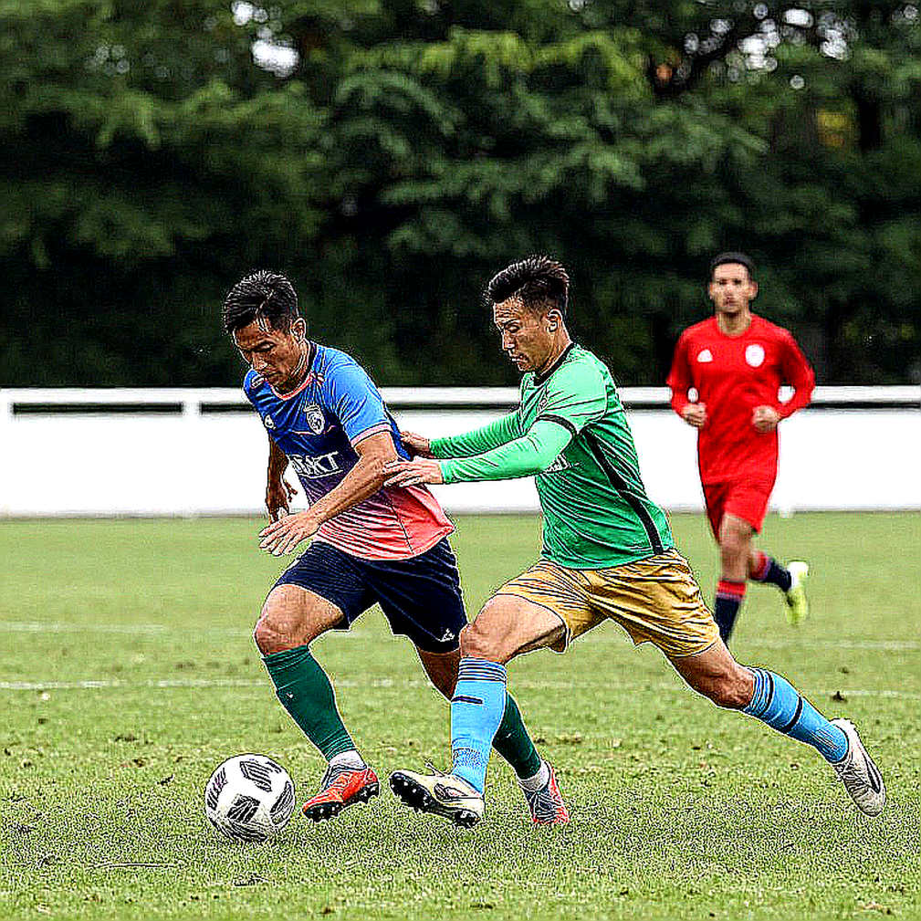 Chợ chuyển nhượng V.League: Dòng tiền thật sau lớp khói tin đồn Chợ chuyển nhượng V.League: Dòng tiền thật sau lớp khói tin đồn