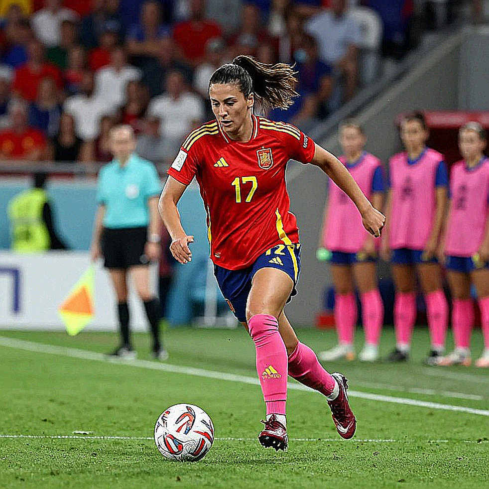 Spain: The Right-Back Void and Luis de la Fuente's Rebuild Puzzle Spain: The Right-Back Void and Luis de la Fuente's Rebuild Puzzle