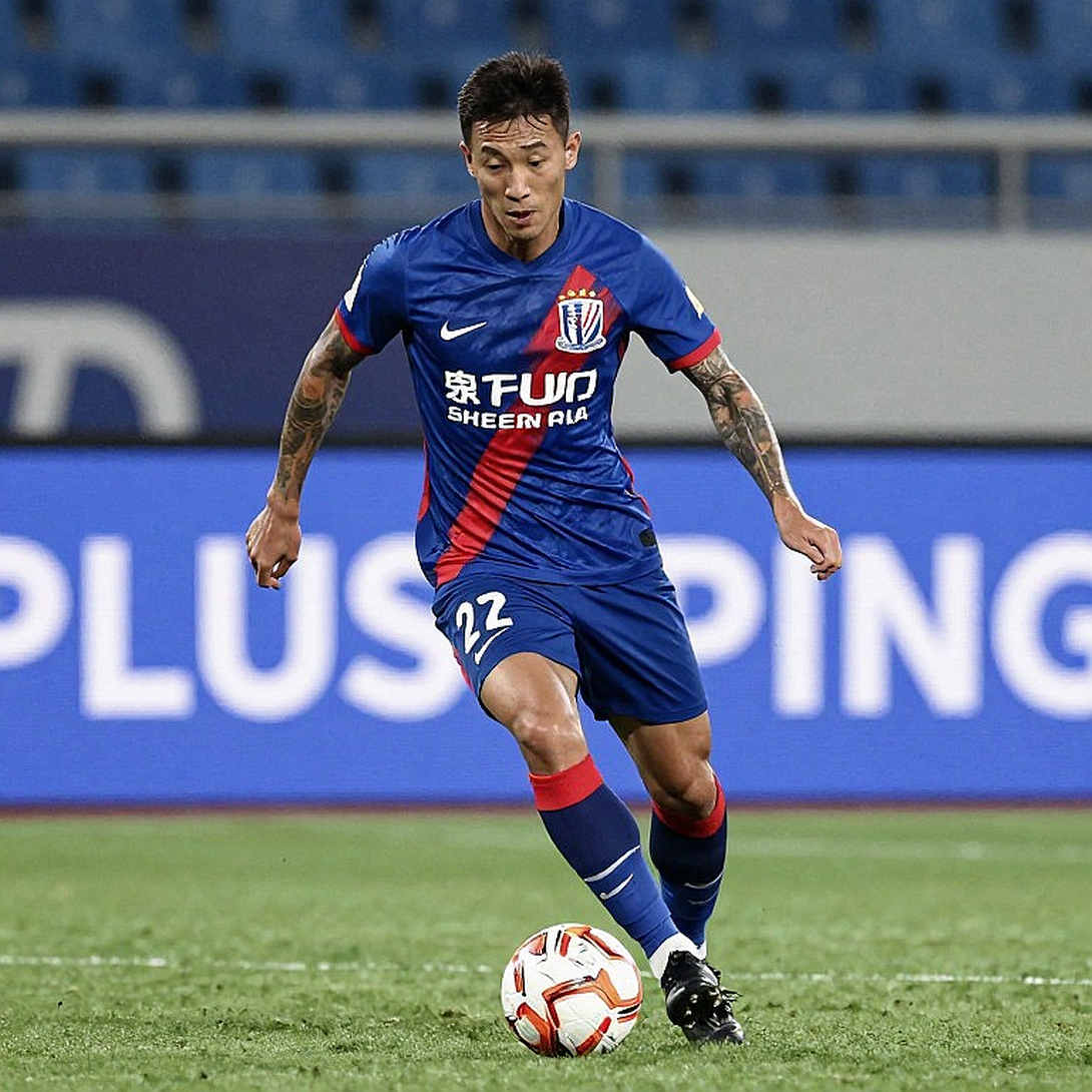 PSG và bí mật cánh trái: Tại sao Digne bị loại bỏ và giải pháp thay thế của Luis Enrique cho trận Monaco
