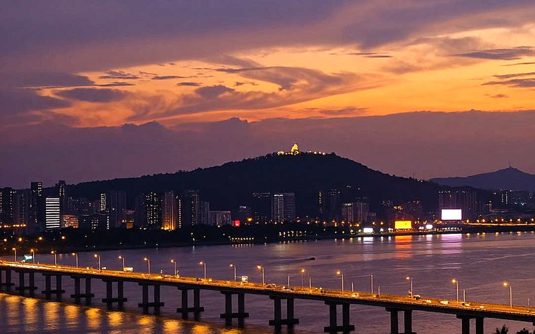 Khi đầu vào trống: Báo chí thể thao Việt Nam cần học cách nói 'chưa đủ dữ liệu'